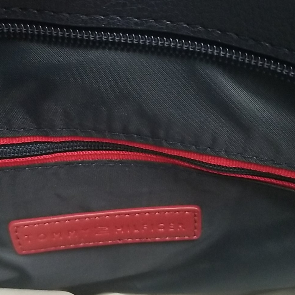 Tommy Hilfiger Tote - Picture 3 of 8